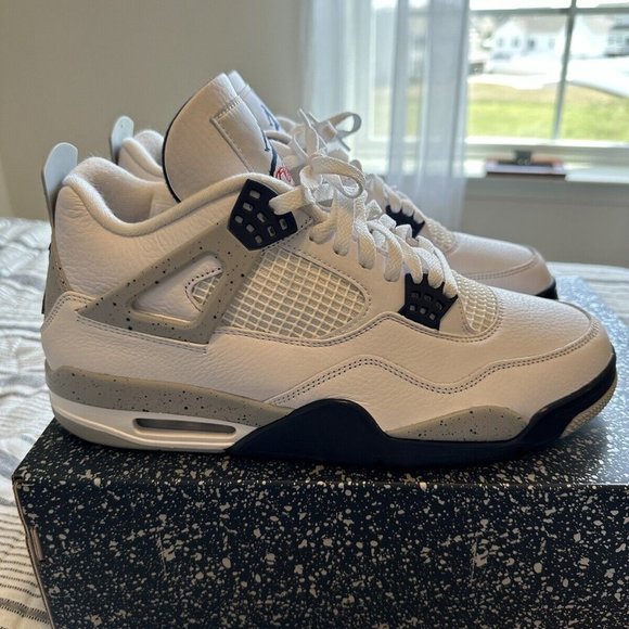 Jordan 4 Retro Midnight Navy main image 2